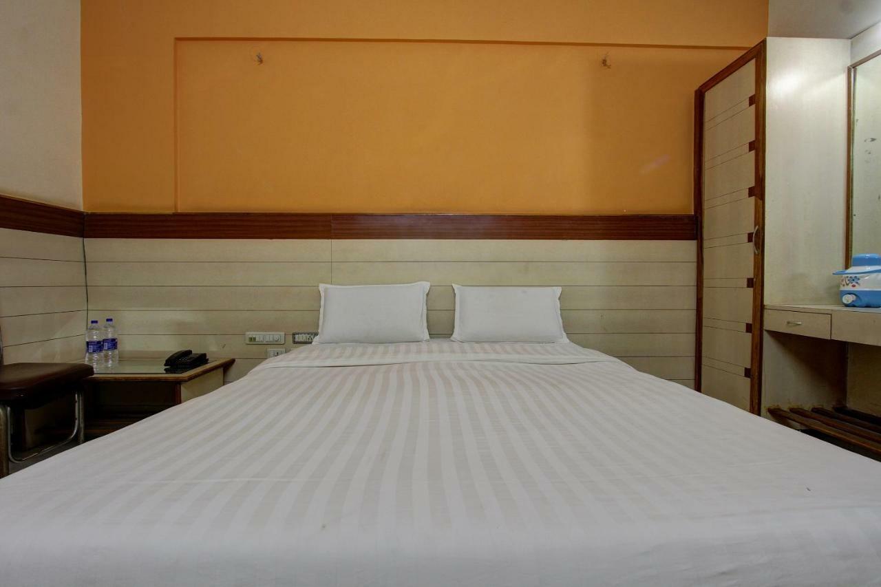 Hotel Rajsangam International Badami Exteriér fotografie